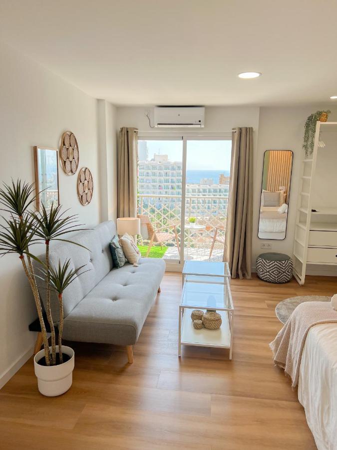 Cozy Studio With Sea Views Бенальмадена Экстерьер фото