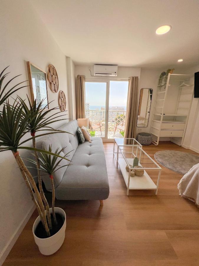 Cozy Studio With Sea Views Бенальмадена Экстерьер фото